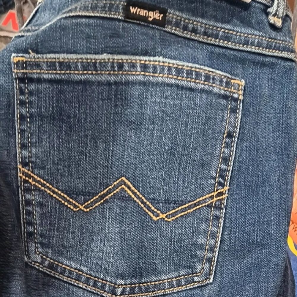 NEW Wrangler Women's Bootcut Jeans